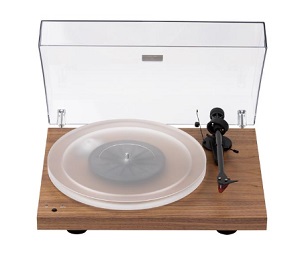 Pro-Ject Debut Carbon RecordMaster Hi-Res Turntable