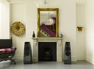 Meridian DSP5200.2 Active Loudspeaker black